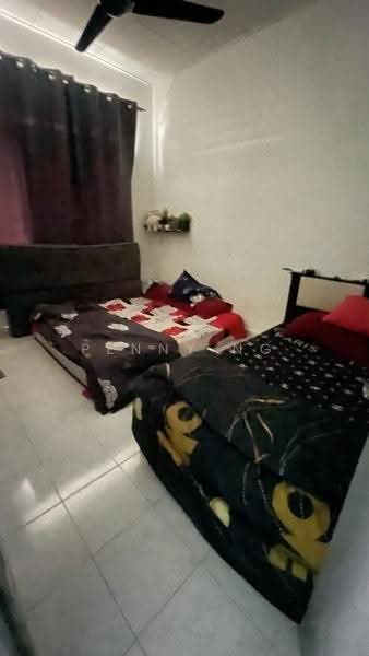 Pangsapuri untuk Dijual di Subang Perdana Goodyear Court 7 - Penny Ng - Bedroom - PropertyGuru.com.my
