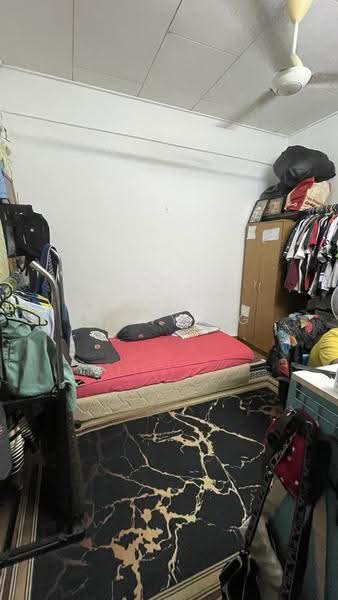 Pangsapuri untuk Dijual di Subang Perdana Goodyear Court 7 - Penny Ng - Bedroom - PropertyGuru.com.my