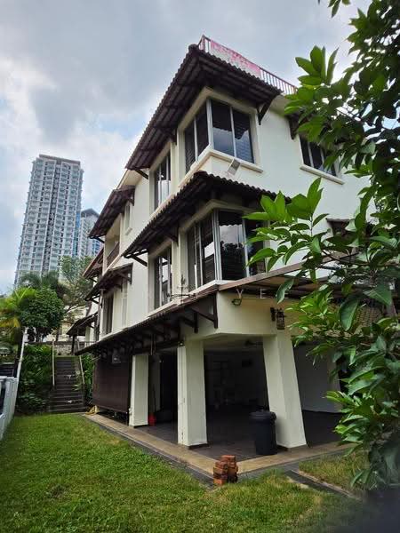 2.5-storey Terraced House for Sale in Puchong (Selangor) - Terry Yee - Exterior - PropertyGuru.com.my