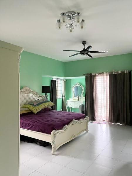 Rumah Teres 2.5-Tingkat untuk Dijual di Setia Pearl Island (Bayan Lepas) - Kevin Lim - Bedroom - PropertyGuru.com.my