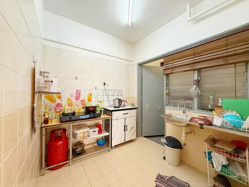 Pangsapuri untuk Dijual di Pangsapuri Permai Puteri - Abid Sabarudin - Kitchen - PropertyGuru.com.my