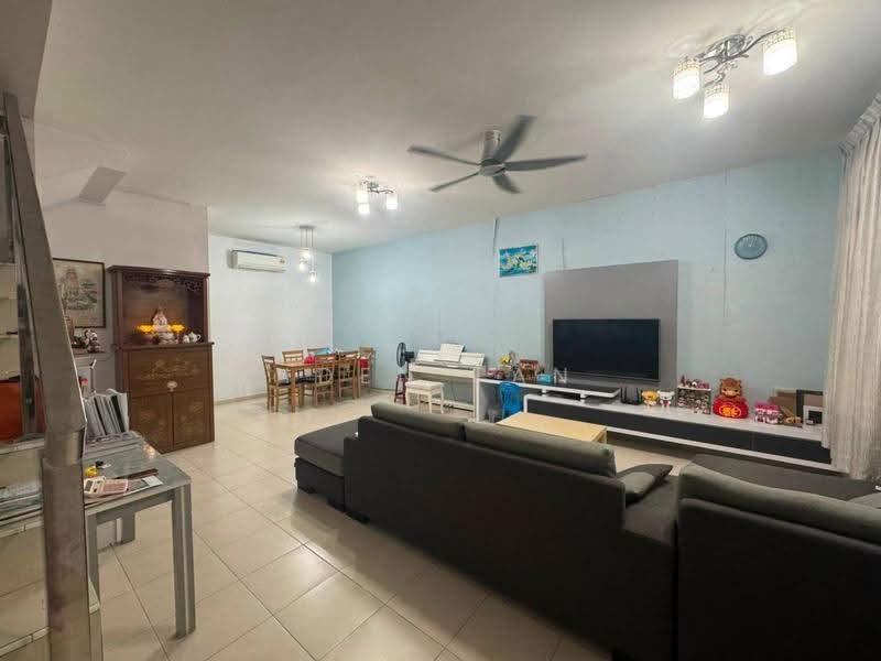 2-storey Terraced House for Sale in Bukit Indah (Iskandar Puteri (Nusajaya)) - Iden Tan - Living Room - PropertyGuru.com.my