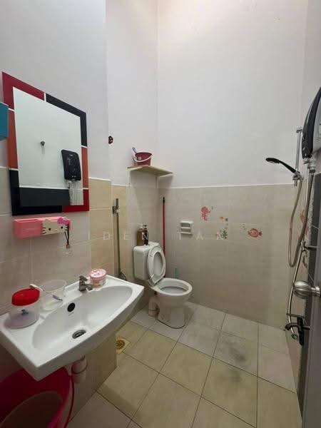 2-storey Terraced House for Sale in Bukit Indah (Iskandar Puteri (Nusajaya)) - Iden Tan - Bathroom - PropertyGuru.com.my