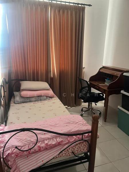 Pangsapuri untuk Disewa di Idaman Abadi - Jeff Cheah - Bedroom - PropertyGuru.com.my