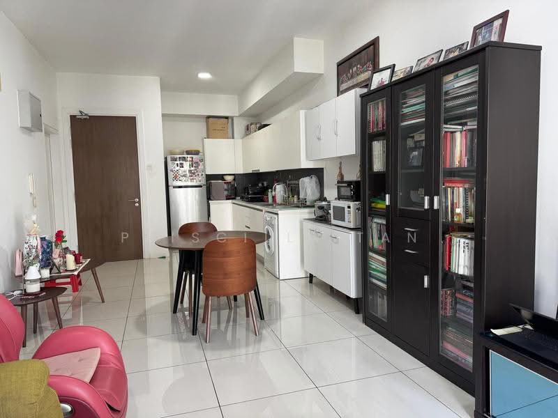 Kondominium untuk Dijual di Urbana Residences - Priscilla Tan - Living Room - PropertyGuru.com.my