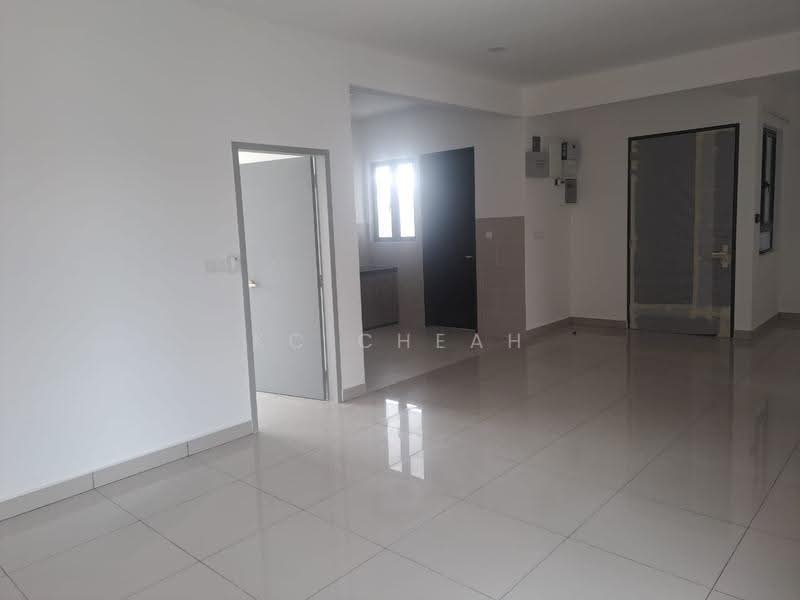 Rumah Bandar untuk Disewa di Elmina (Shah Alam) - KC Cheah - Living Room - PropertyGuru.com.my