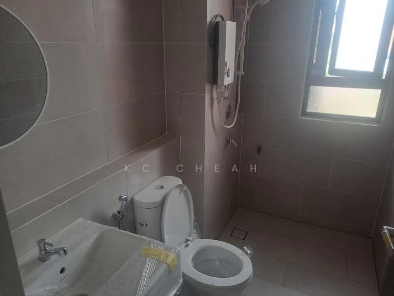 Rumah Bandar untuk Disewa di Elmina (Shah Alam) - KC Cheah - Bathroom - PropertyGuru.com.my