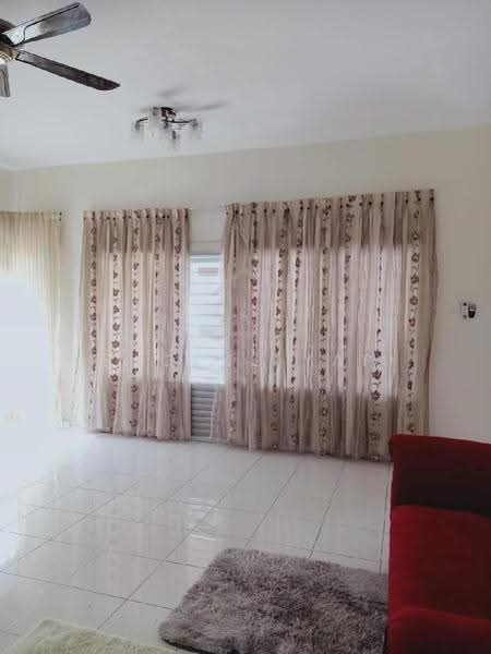 Rumah Teres 2-Tingkat untuk Dijual di Denai Alam (Shah Alam) - Eugene Yap - Living Room - PropertyGuru.com.my