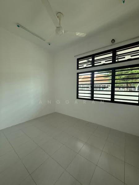 1-storey Terraced House for Sale in Lunas (Kedah) - Sanggaran Muniandy - Bedroom - PropertyGuru.com.my