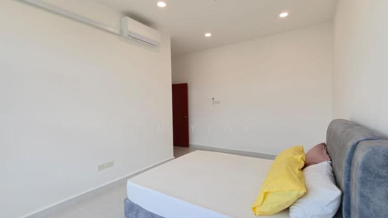 Rumah Berkembar untuk Dijual di Taman Mount Austin (Tebrau) - Jin Teok - Bedroom - PropertyGuru.com.my