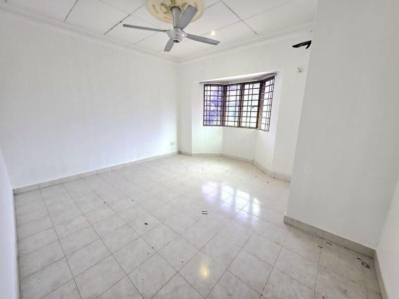 Rumah Teres 2-Tingkat untuk Dijual di Taman Cahaya Alam (Shah Alam) - Salawati Busro - Interior - PropertyGuru.com.my