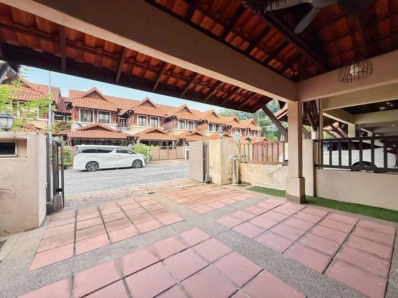 2-storey Terraced House for Sale in Alam Damai (Cheras) - Azli Ibrahim - Exterior - PropertyGuru.com.my