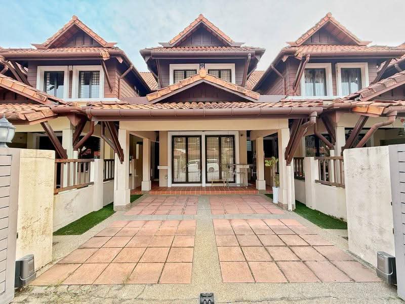 2-storey Terraced House for Sale in Alam Damai (Cheras) - Azli Ibrahim - Exterior - PropertyGuru.com.my