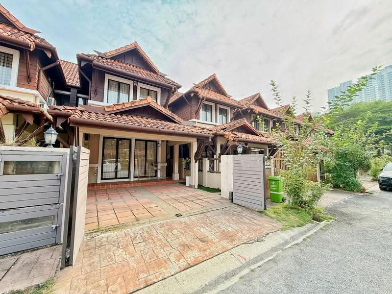 2-storey Terraced House for Sale in Alam Damai (Cheras) - Azli Ibrahim - Exterior - PropertyGuru.com.my