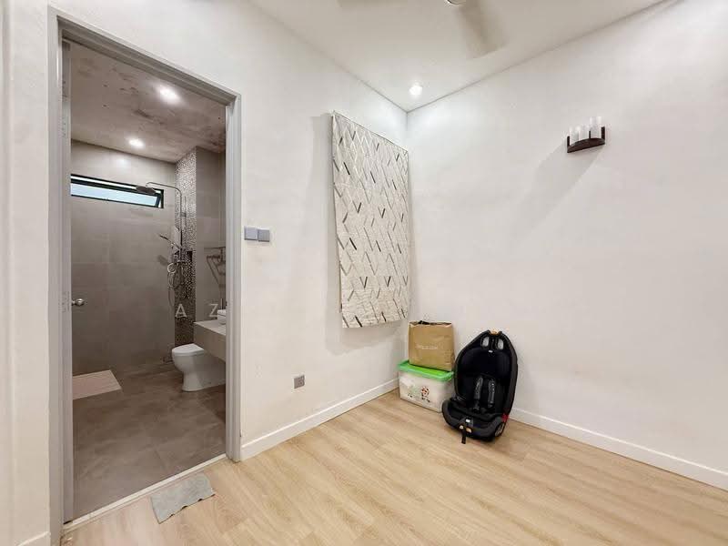 2-storey Terraced House for Sale in Alam Damai (Cheras) - Azli Ibrahim - Bathroom - PropertyGuru.com.my