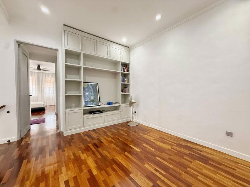 2-storey Terraced House for Sale in Alam Damai (Cheras) - Azli Ibrahim - Living Room - PropertyGuru.com.my