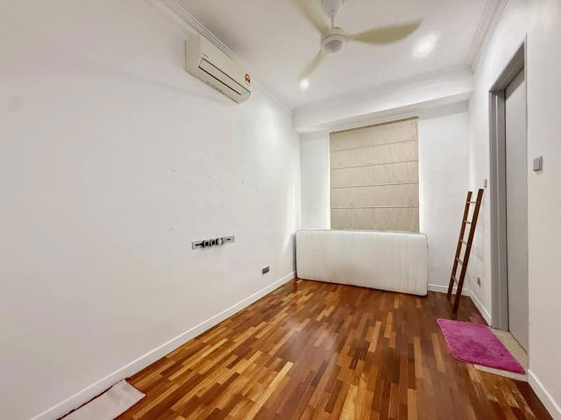 2-storey Terraced House for Sale in Alam Damai (Cheras) - Azli Ibrahim - Bedroom - PropertyGuru.com.my