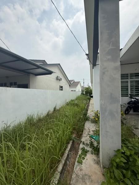 1-storey Terraced House for Sale in Lunas (Kedah) - Sanggaran Muniandy - Exterior - PropertyGuru.com.my