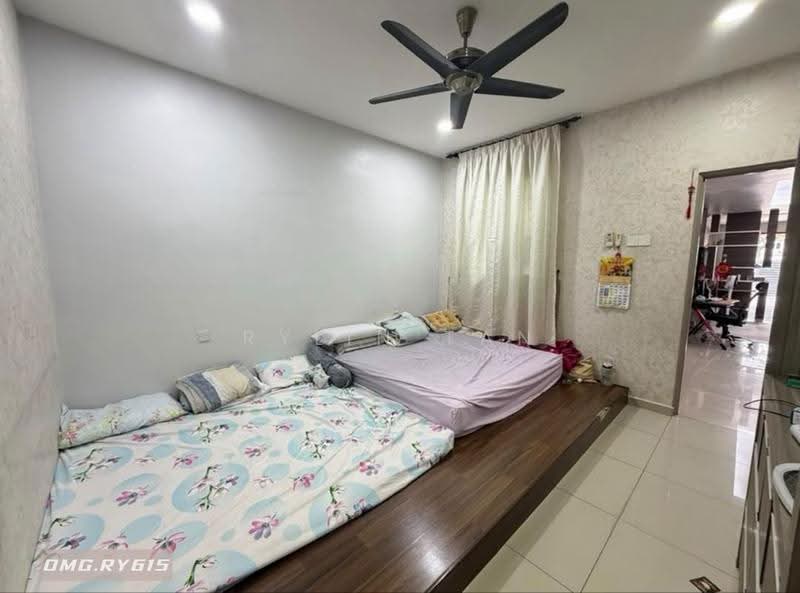 Semi-Detached House for Sale in Bandar Parklands (Klang) - Rylin Tan - Bedroom - PropertyGuru.com.my
