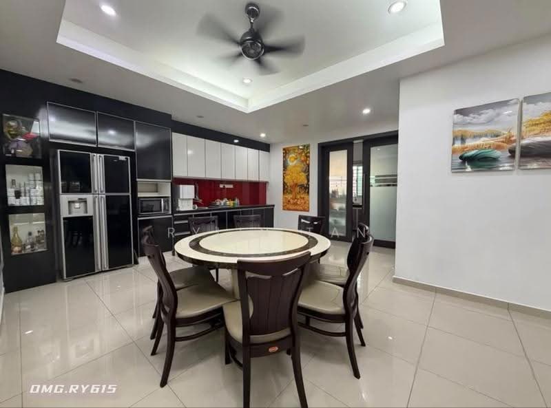Semi-Detached House for Sale in Bandar Parklands (Klang) - Rylin Tan - Kitchen - PropertyGuru.com.my