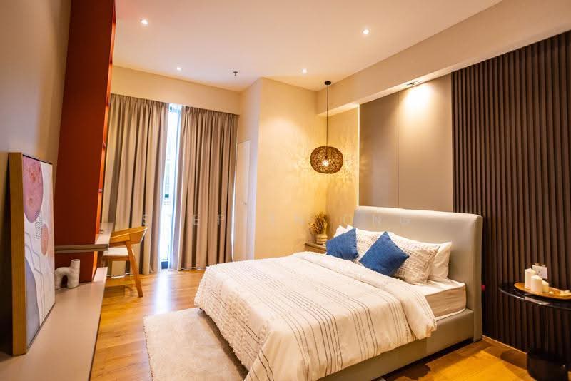 Kediaman Servis untuk Dijual di Golden Crown Residence - Stephen Ong - Bedroom - PropertyGuru.com.my