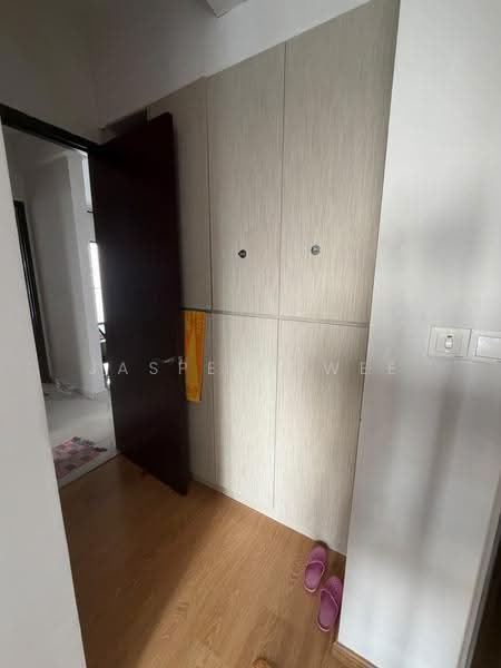 Kondominium untuk Dijual di Bay Point @ Country Garden Danga Bay - Jasper Gwee - Entrance - PropertyGuru.com.my