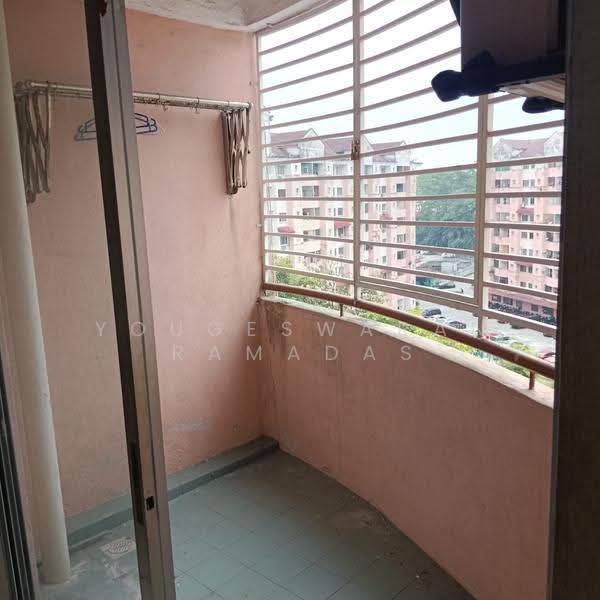 Apartment for Rent at Pangsapuri Perdana Villa - YOUGESWARAN RAMADAS - Balcony - PropertyGuru.com.my
