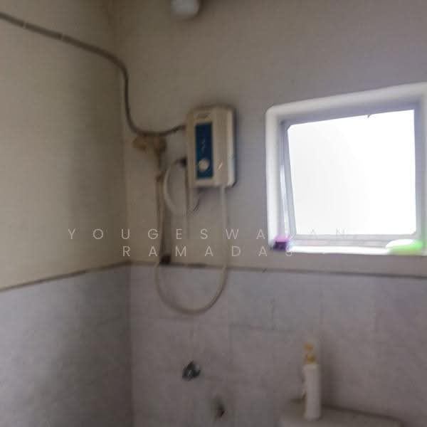 Apartment for Rent at Pangsapuri Perdana Villa - YOUGESWARAN RAMADAS - Bathroom - PropertyGuru.com.my