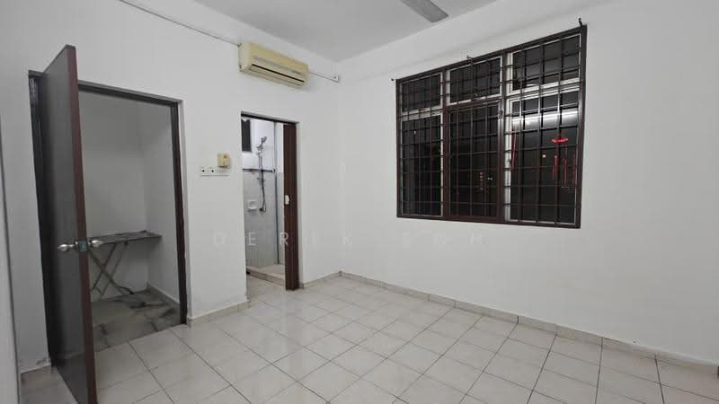 Apartment for Rent at Pangsapuri Lagoon Perdana - Derek Soh - Interior - PropertyGuru.com.my