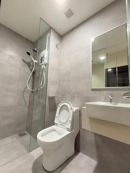 Service Residence for Sale at Riveria Sentral - Rony Yeo - Bathroom - PropertyGuru.com.my