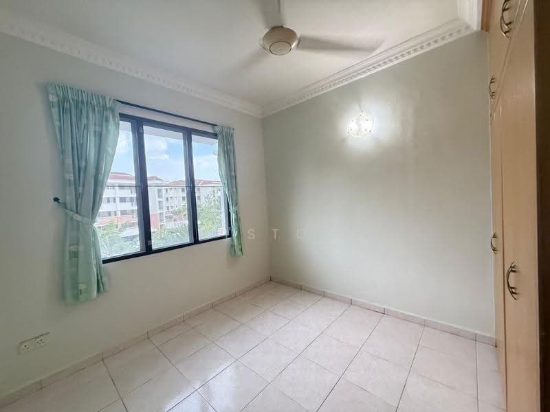 Condominium for Sale at Sunrise Garden Condominium - Alston Loh - Bedroom - PropertyGuru.com.my