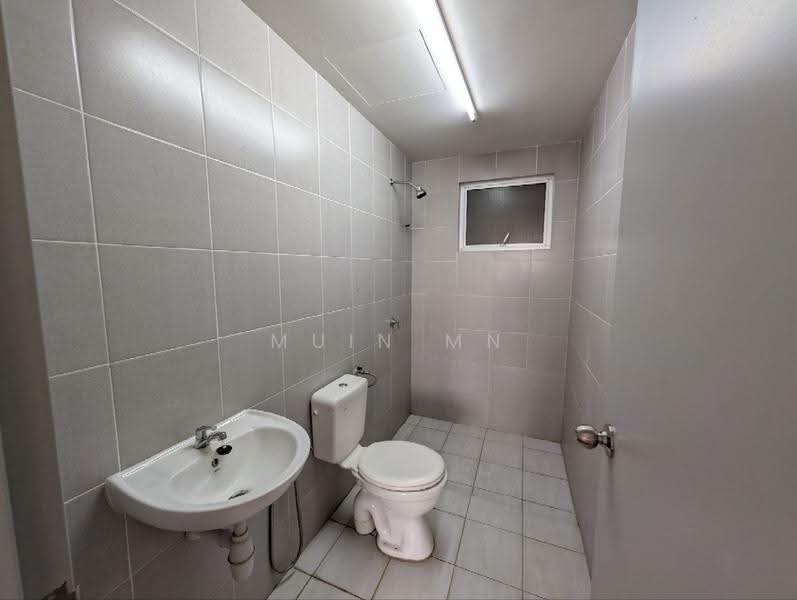 Apartment for Sale at Kemuning Idaman - Muin Mn - Bathroom - PropertyGuru.com.my