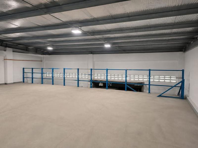 Terrace Factory for Rent in Kawasan Perindustrian Batu Caves (Batu Caves) - Adan Soh - Interior - PropertyGuru.com.my