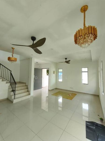 Rumah Kluster untuk Dijual di Taman Scientex Kulai (Sedenak) - Daniel Yong - Living Room - PropertyGuru.com.my