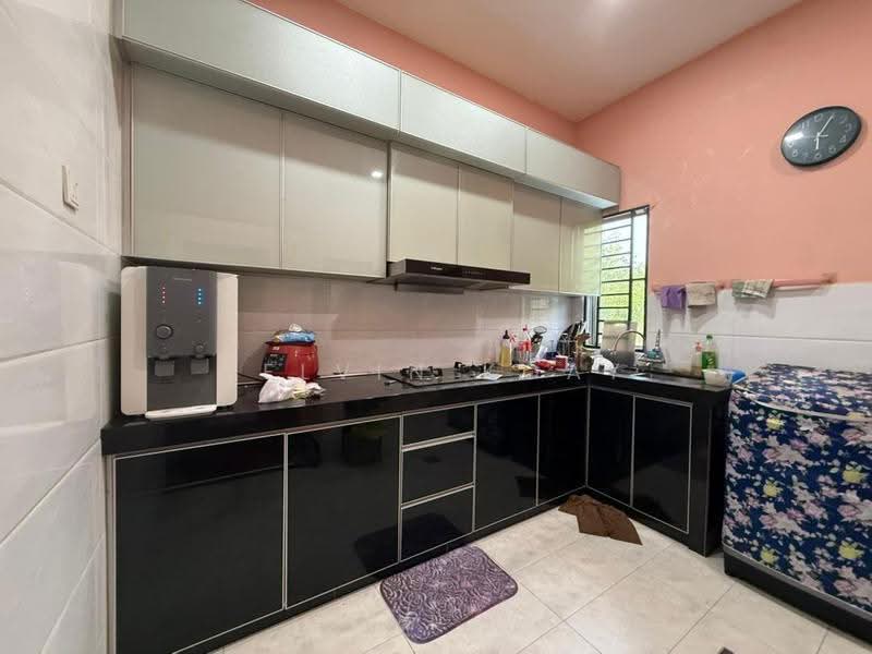2-storey Terraced House for Sale in Taman Kempas Indah (Tebrau) - Kelvin Koay - Kitchen - PropertyGuru.com.my