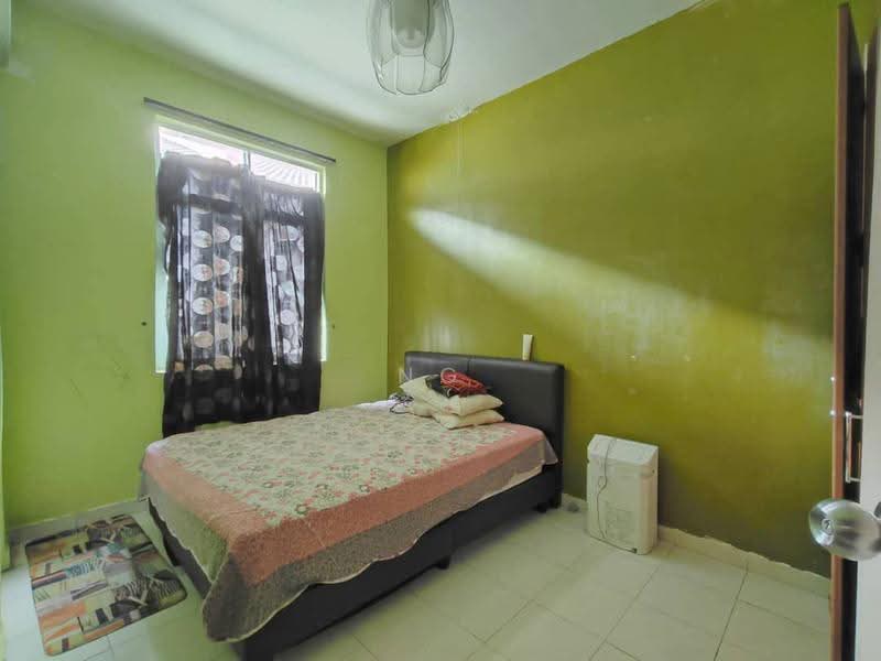 2-storey Terraced House for Sale in Kulai (Johor) - NG ZEN XI - Bedroom - PropertyGuru.com.my