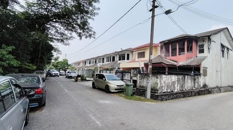 2-storey Terraced House for Sale in BANDAR PUCHONG JAYA (Puchong) - Chan Chong Liang - Exterior - PropertyGuru.com.my