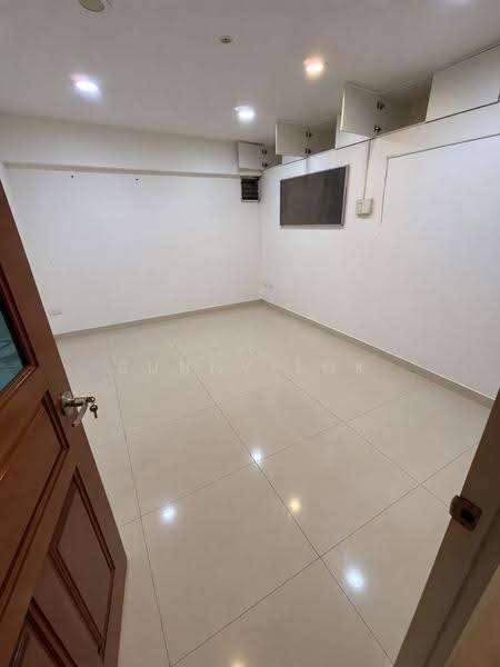Shop / Office for Rent in Tanjung Tokong (Penang) - Sunny Lok - Interior - PropertyGuru.com.my