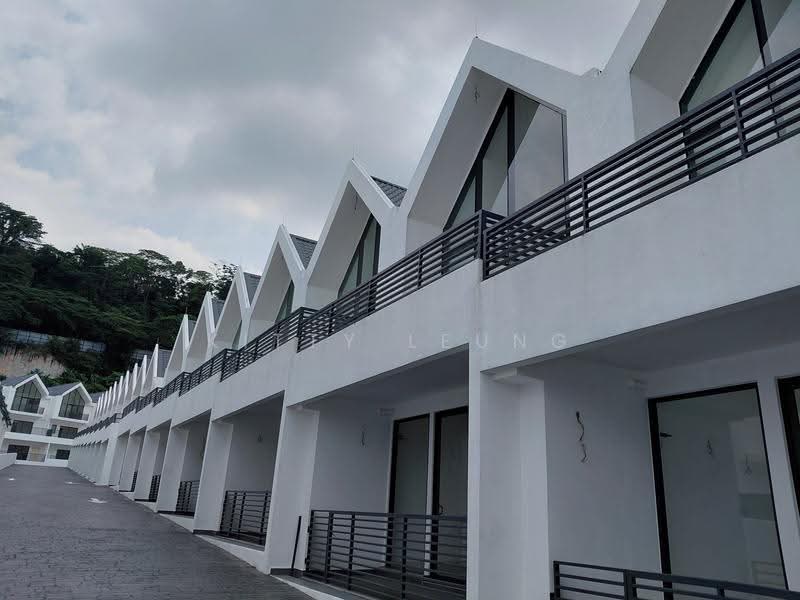 Rumah Teres 3-Tingkat untuk Dijual di Damansara Perdana (Selangor) - Kitty Leung - Exterior - PropertyGuru.com.my