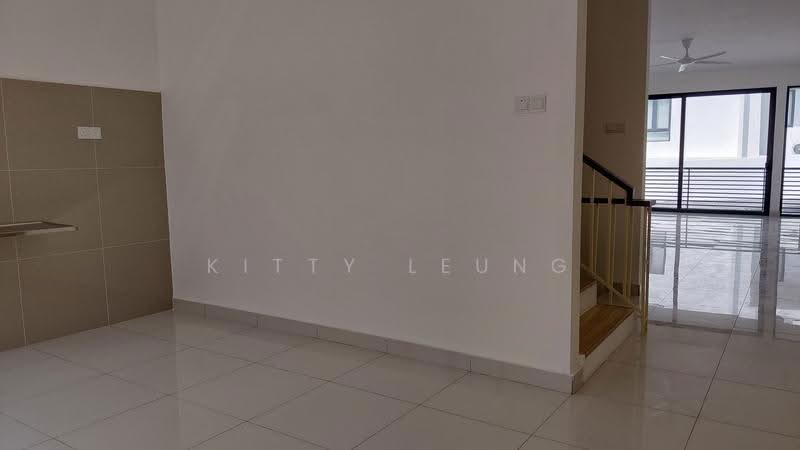 Rumah Teres 3-Tingkat untuk Dijual di Damansara Perdana (Selangor) - Kitty Leung - Interior - PropertyGuru.com.my
