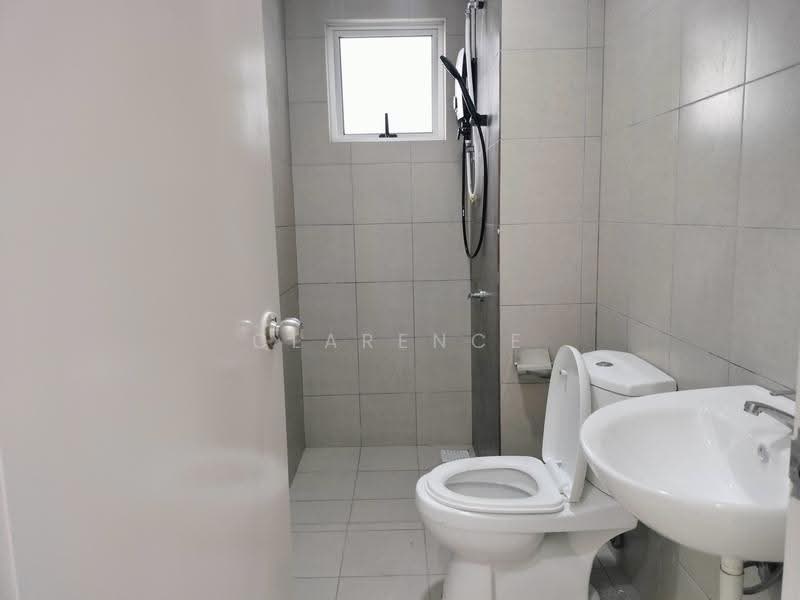Pangsapuri untuk Disewa di Residensi Riamas - Clarence Chong - Bathroom - PropertyGuru.com.my