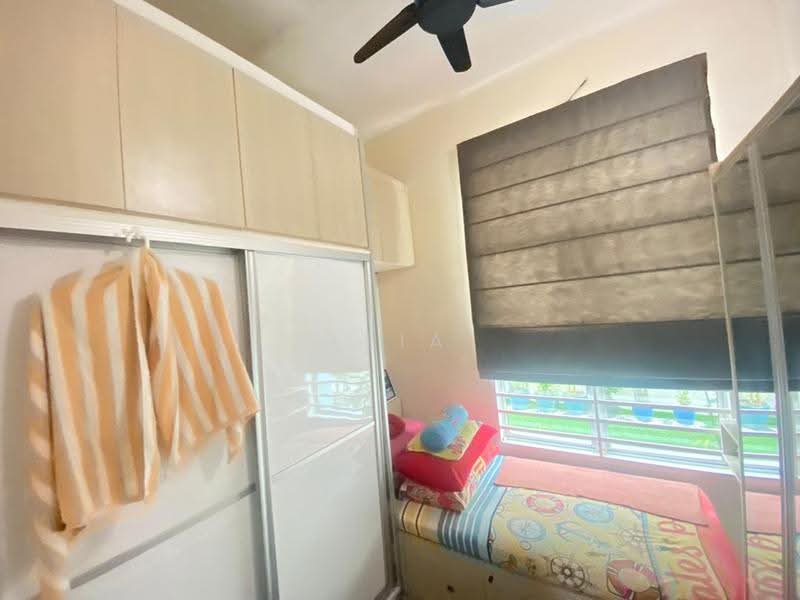 Semi-Detached House for Sale in Bandar Saujana Putra (Tanjong Duabelas) - Leia Lian - Bedroom - PropertyGuru.com.my