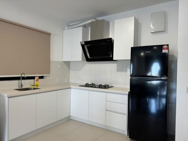 Kediaman Servis untuk Disewa di Duduk Se.Ruang @ Eco Sanctuary - Pepsi Ang - Kitchen - PropertyGuru.com.my