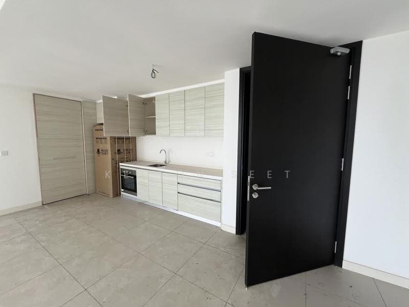 Kondominium untuk Disewa di Windows on The Park - Kelton Seet - Kitchen - PropertyGuru.com.my
