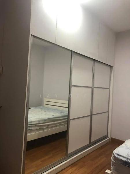 Kediaman Servis untuk Dijual di One South - Lay Bee - Bedroom - PropertyGuru.com.my