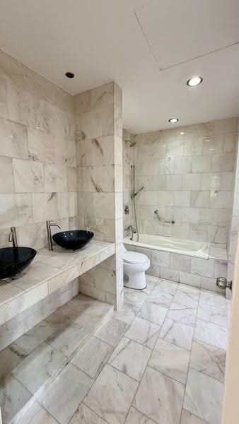 Rumah Berkembar untuk Disewa di Kota Damansara (Selangor) - Sim Pei Kuan - Bathroom - PropertyGuru.com.my