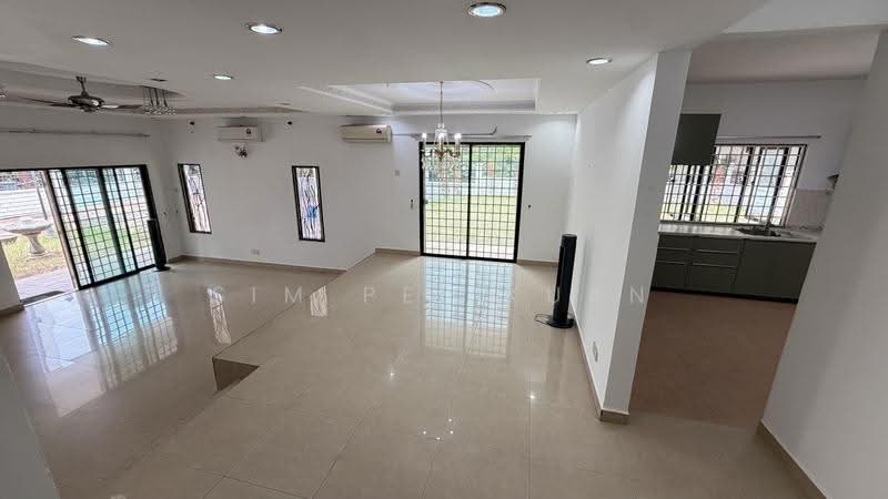 Rumah Berkembar untuk Disewa di Kota Damansara (Selangor) - Sim Pei Kuan - Living Room - PropertyGuru.com.my