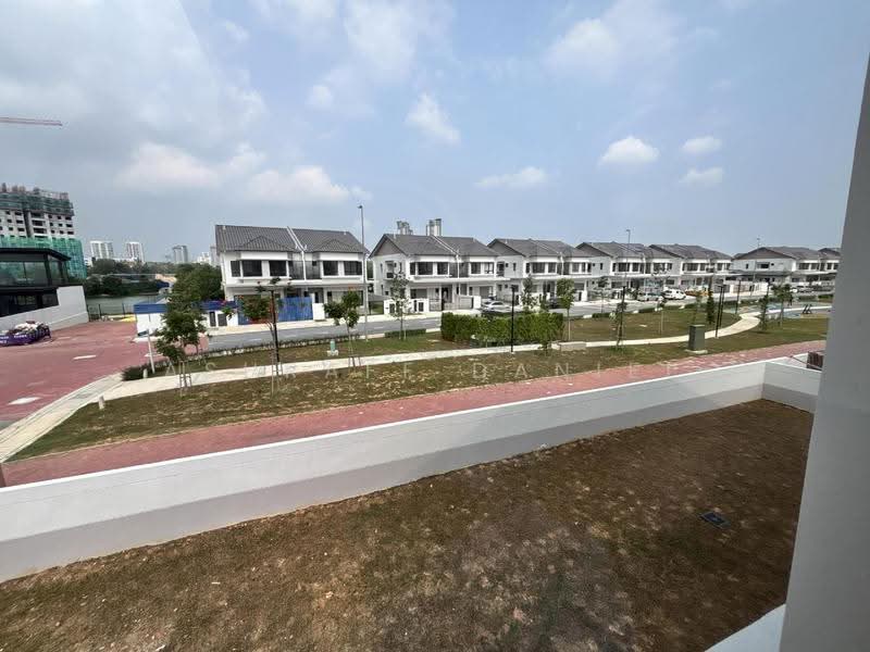 Semi-Detached House for Sale in Cyber 10 (Cyberjaya) - Ashraff Daniel - Exterior - PropertyGuru.com.my