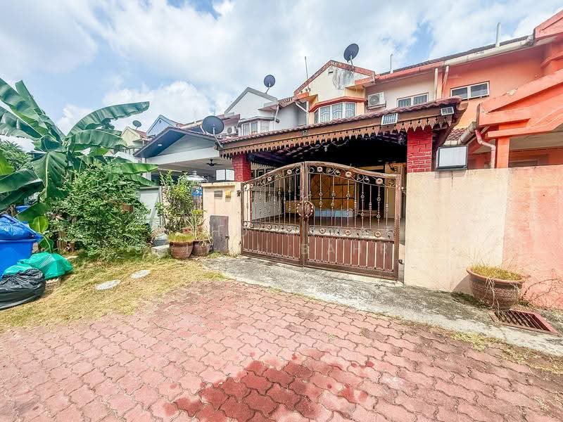 Rumah Teres 2-Tingkat untuk Dijual di Seksyen 7 (Shah Alam) - Mohd Aizat Saiful Bahri - Exterior - PropertyGuru.com.my