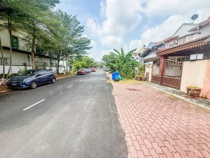 Rumah Teres 2-Tingkat untuk Dijual di Seksyen 7 (Shah Alam) - Mohd Aizat Saiful Bahri - Exterior - PropertyGuru.com.my